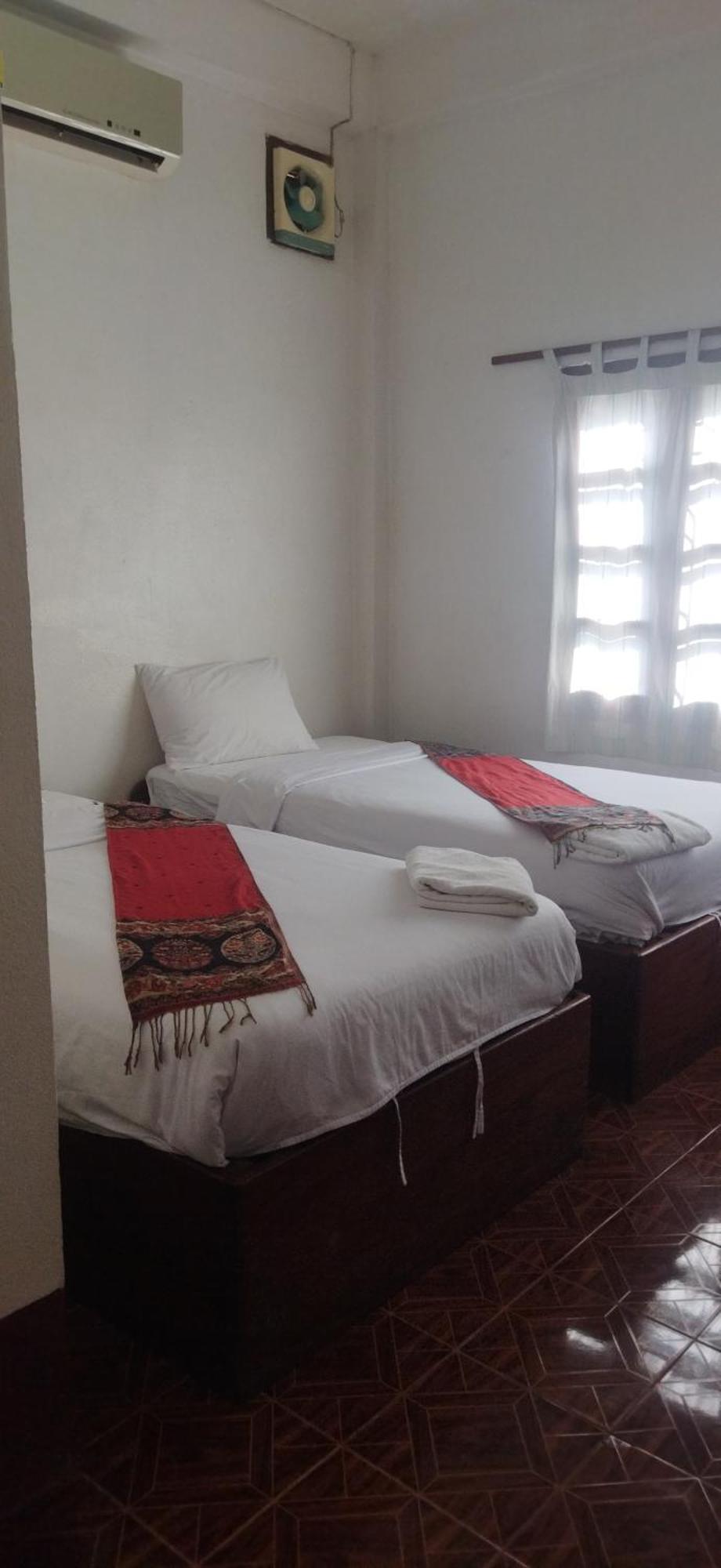 Syvongsack Guesthouse ปากแบ่ง ภายนอก รูปภาพ